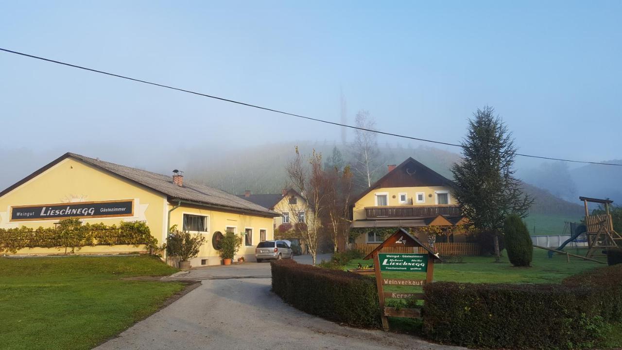 Weingut Lieschnegg Hotel Leutschach Exterior foto