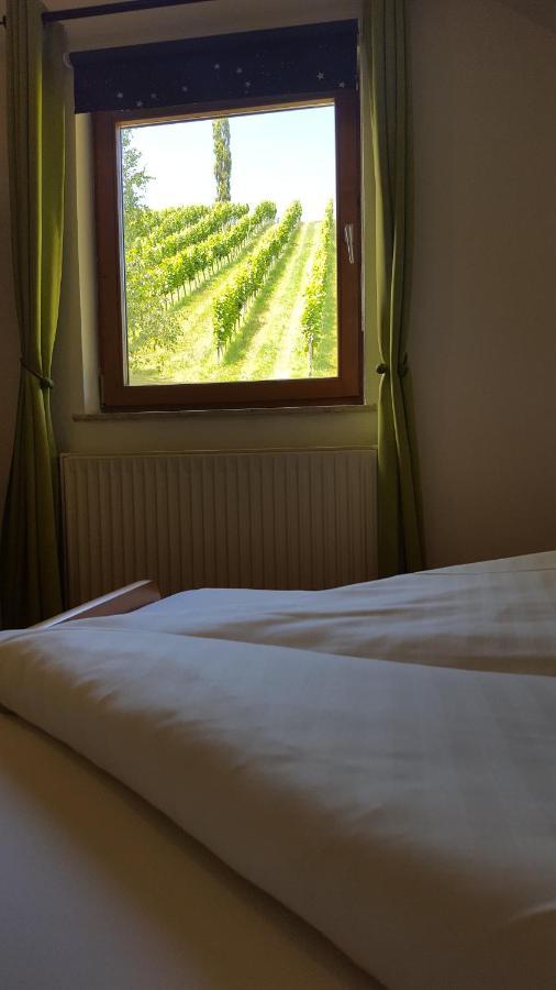 Weingut Lieschnegg Hotel Leutschach Exterior foto